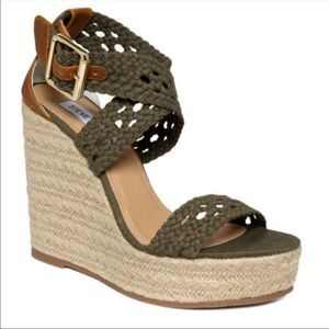 Steve Madden Magestee Crochet Criss Cross Size 10